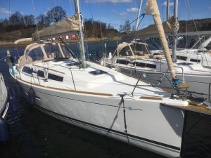 bild Dufour 335 Grand Large Djup köl 